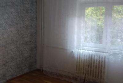 Apartament cu 2 camere decomandat în Sărari - 5