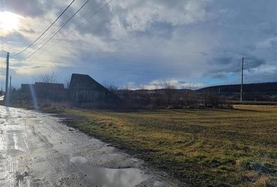 Teren intravilan de 2900 mp, în Sântana de Mureș