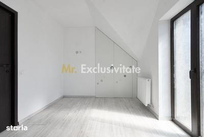 Casă cu 4 camere cu Teren 169 Mp în Central