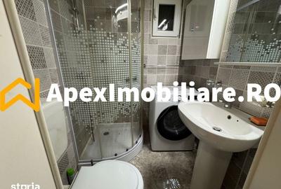 Apartament cu 2 camere decomandat în Tei