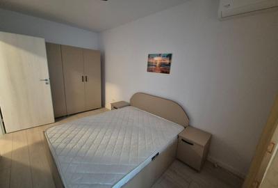 Apartament cu 2 camere decomandat, mobilat în Central