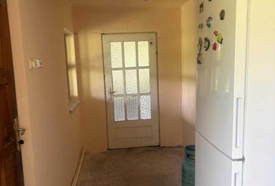 Casă cu 4 camere în Central - 1