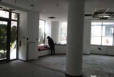 Spațiu comercial, de 800 mp, în Unirii - 5