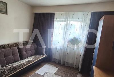 Apartament cu 2 camere decomandat, mobilat în Plopilor