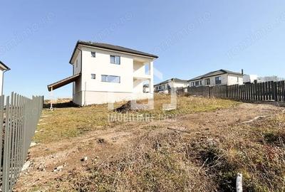 Casă cu 4 camere cu Teren 750 Mp în Jucu - 3