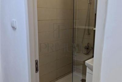 Apartament cu 2 camere semidecomandat în Fratelia