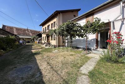 Casă cu Teren 148 Mp în Central
