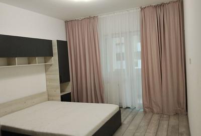 Apartament cu 4 camere decomandat în Berceni