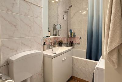 Apartament cu 2 camere în Alexandru Obregia