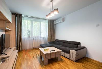 Apartament cu 3 camere semidecomandat, mobilat în Drumul Taberei
