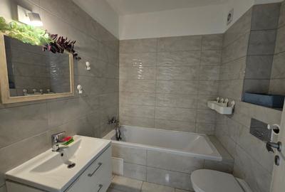 Apartament cu 2 camere decomandat, mobilat în Metalurgiei