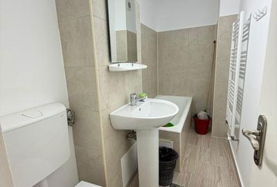 Garsonieră decomandată în Central - 10