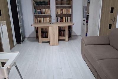 Apartament cu 2 camere în Micro 6 - 2