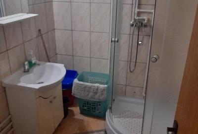 Apartament cu 3 camere semidecomandat în Tomis Nord