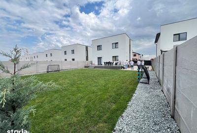 Casă cu 4 camere cu Teren 375 Mp în Berceni