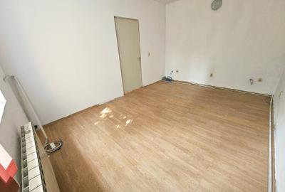 Casă individuală cu 12 camere cu Canalizare în Casa de Cultură - 22