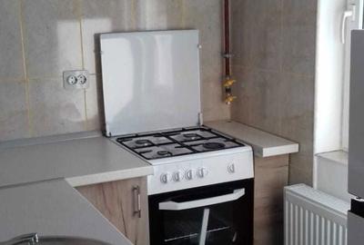 Garsonieră decomandată în 13 Septembrie - 2