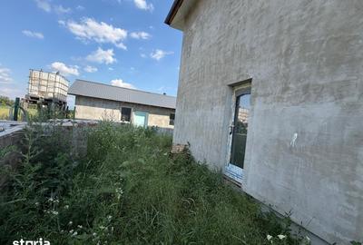 Casă cu 5 camere cu Teren 500 Mp în Stupini - 9
