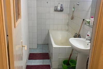 Apartament cu 2 camere decomandat în Rahova