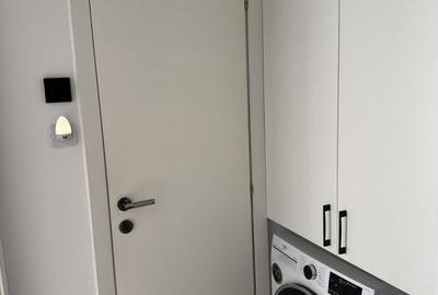 Apartament cu 3 camere decomandat în Exterior Vest
