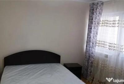 Apartament cu 2 camere decomandat în Hala Centrală