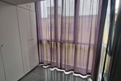 Apartament cu 2 camere decomandat în Runcu