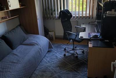 Apartament cu 3 camere semidecomandat în Hipodrom