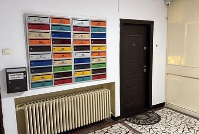 Apartament cu 3 camere semidecomandat în Gorjului