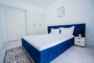 Apartament cu 3 camere decomandat, mobilat în Central
