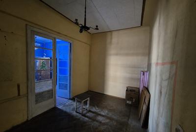 Apartament cu 3 camere decomandat în P-ța Muncii - 3