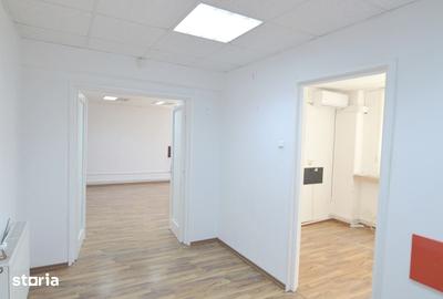 Apartament cu 3 camere în Victoriei