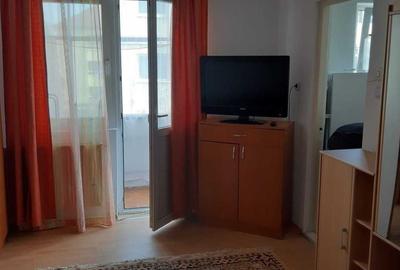 Garsonieră decomandată în Vasile Aaron - 1