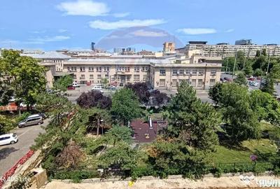 Apartament cu 3 camere semidecomandat în Gara de Nord