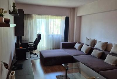 Apartament cu 2 camere decomandat în Central - 1
