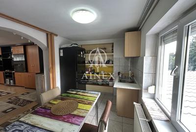 Apartament cu 4 camere decomandat, mobilat în Torontalului