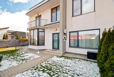 Duplex cu 5 camere cu Teren 244 Mp în Costi - 1