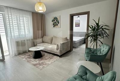 Apartament cu 2 camere semidecomandat, mobilat în Nord-Est