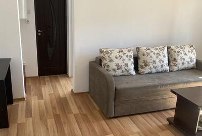 Apartament cu 3 camere decomandat în Central - 1