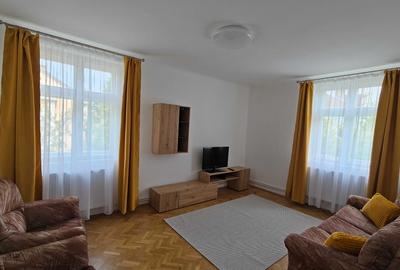 Apartament cu 3 camere decomandat în Central - 3