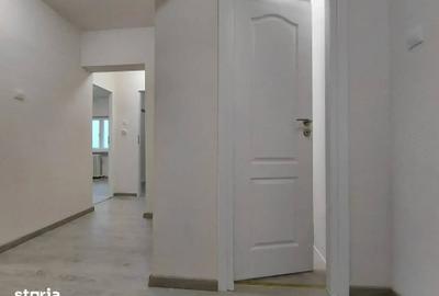Apartament cu 3 camere decomandat în Ferentari