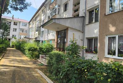 Apartament cu 3 camere semidecomandat în Central - 2