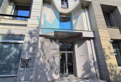Apartament cu 4 camere semidecomandat în Unirii - 28