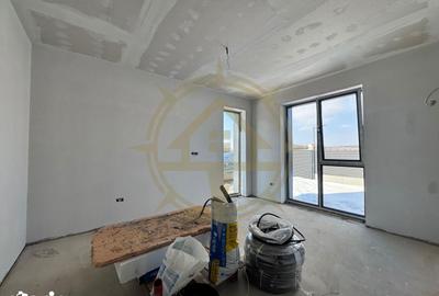 Casă cu 4 camere cu Teren 500 Mp în Balotești