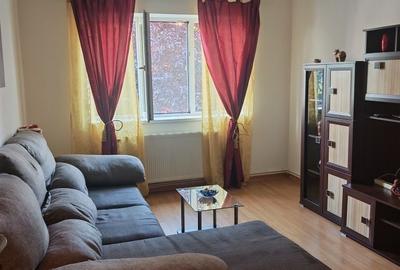 Apartament cu 2 camere decomandat în Deve