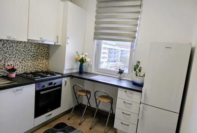 Apartament cu 7 camere decomandat în Central - 3