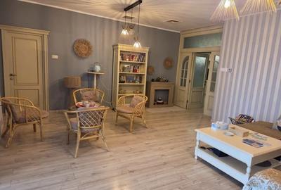 Spațiu comercial, de 80 mp, în Central - 5