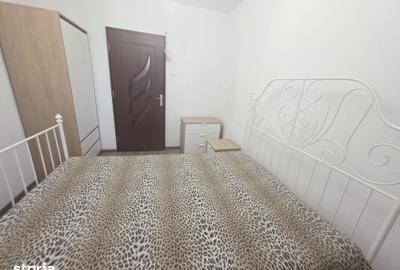 Apartament cu 3 camere decomandat în Tractorul - 3