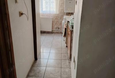 Garsonieră decomandată în Anda