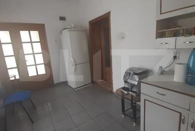 Casă cu 2 camere în Cutiș - 1