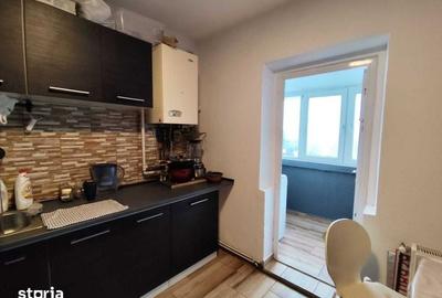 Garsonieră decomandată în Micro 3 - 4